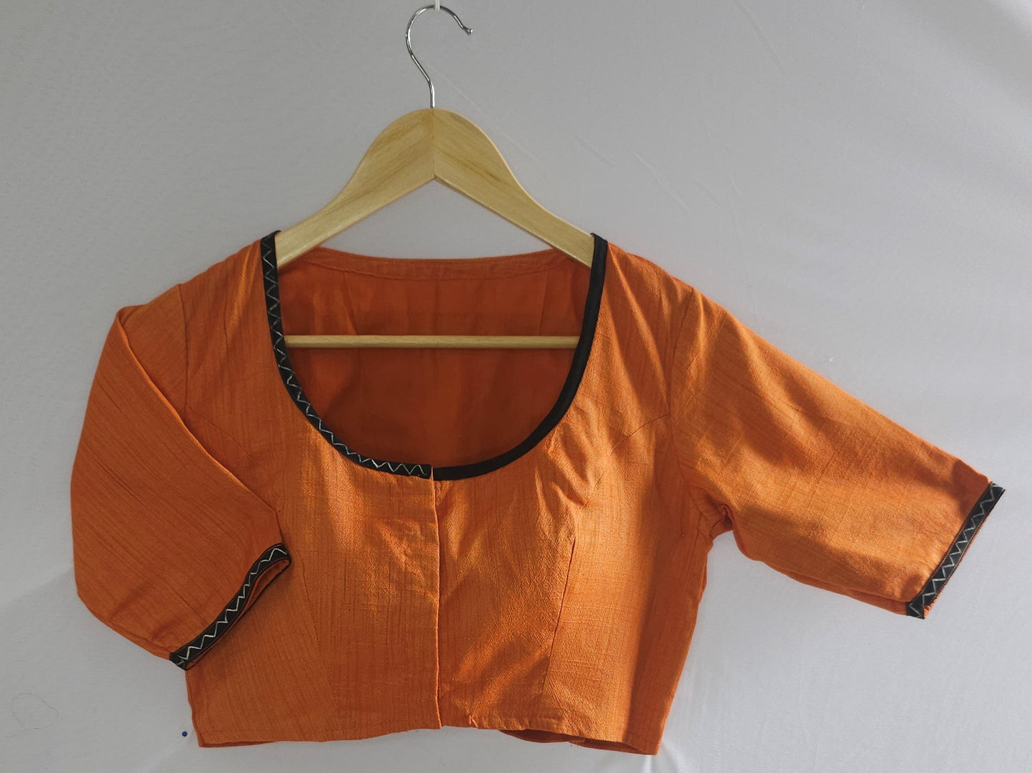 TRIBAL TINT BLOUSE