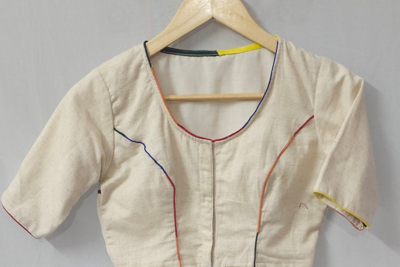 RANGIN PARINDE BLOUSE