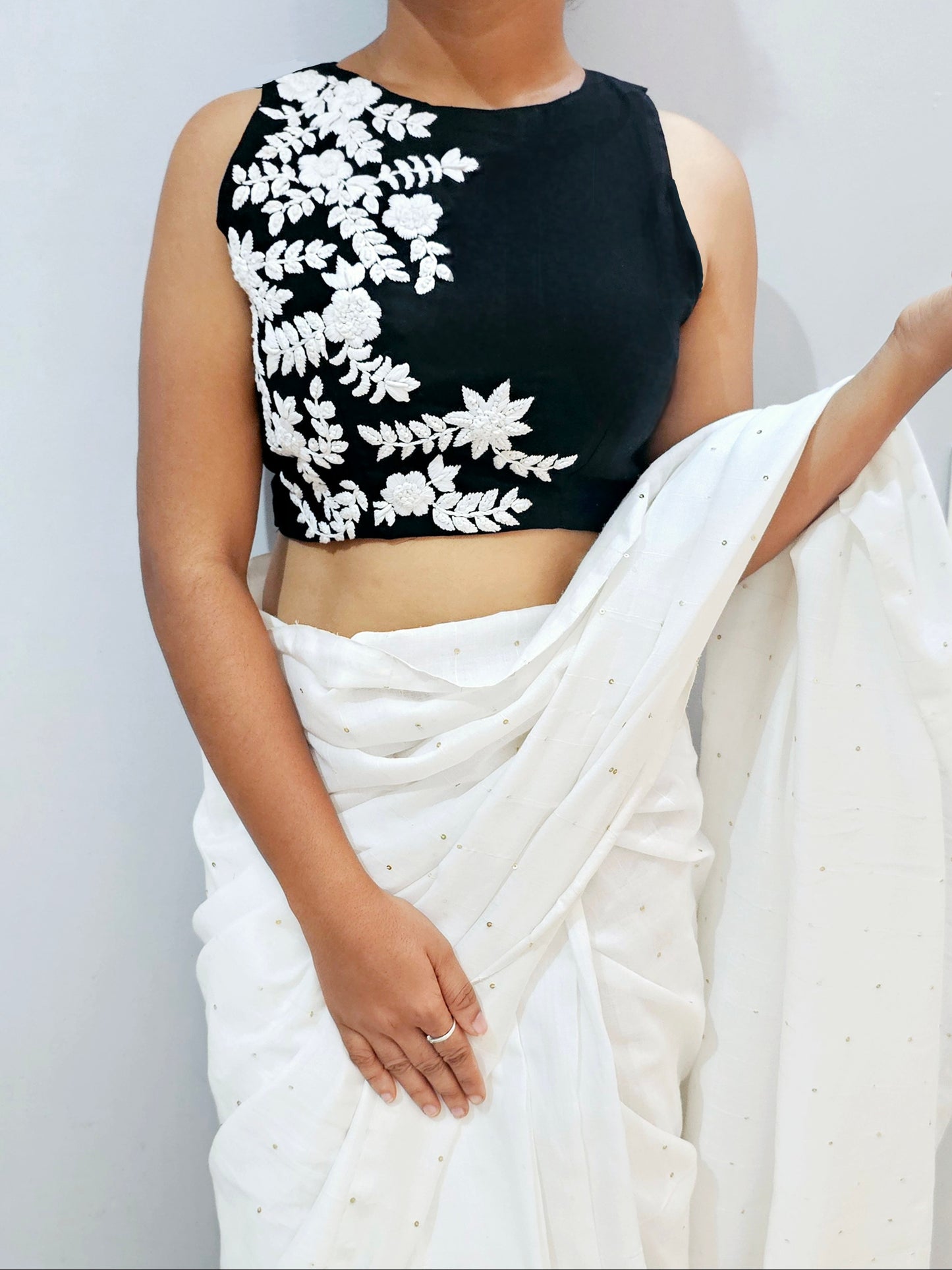 SHIRISHA BLOUSE - Black