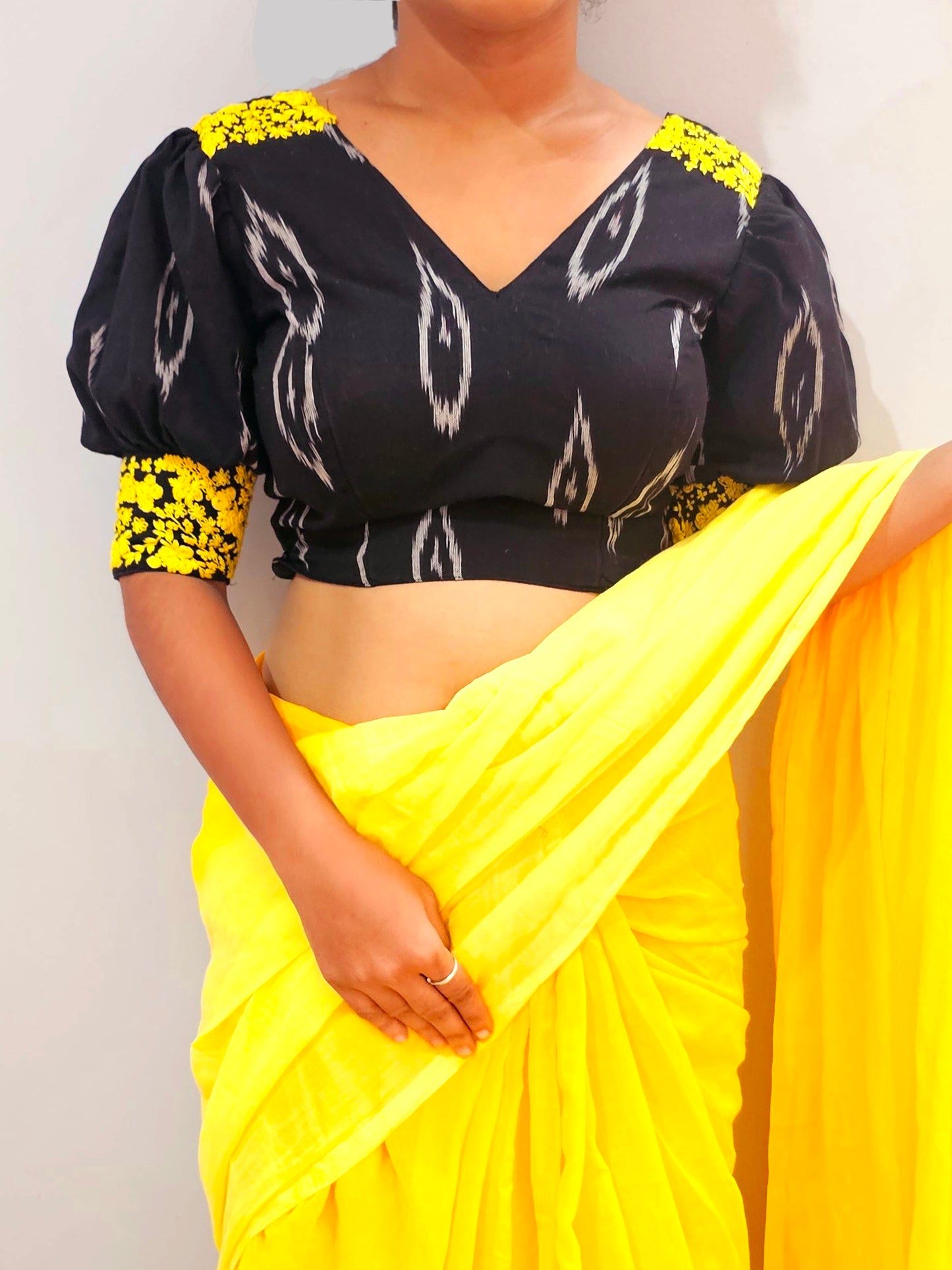 KANIKA BLOUSE