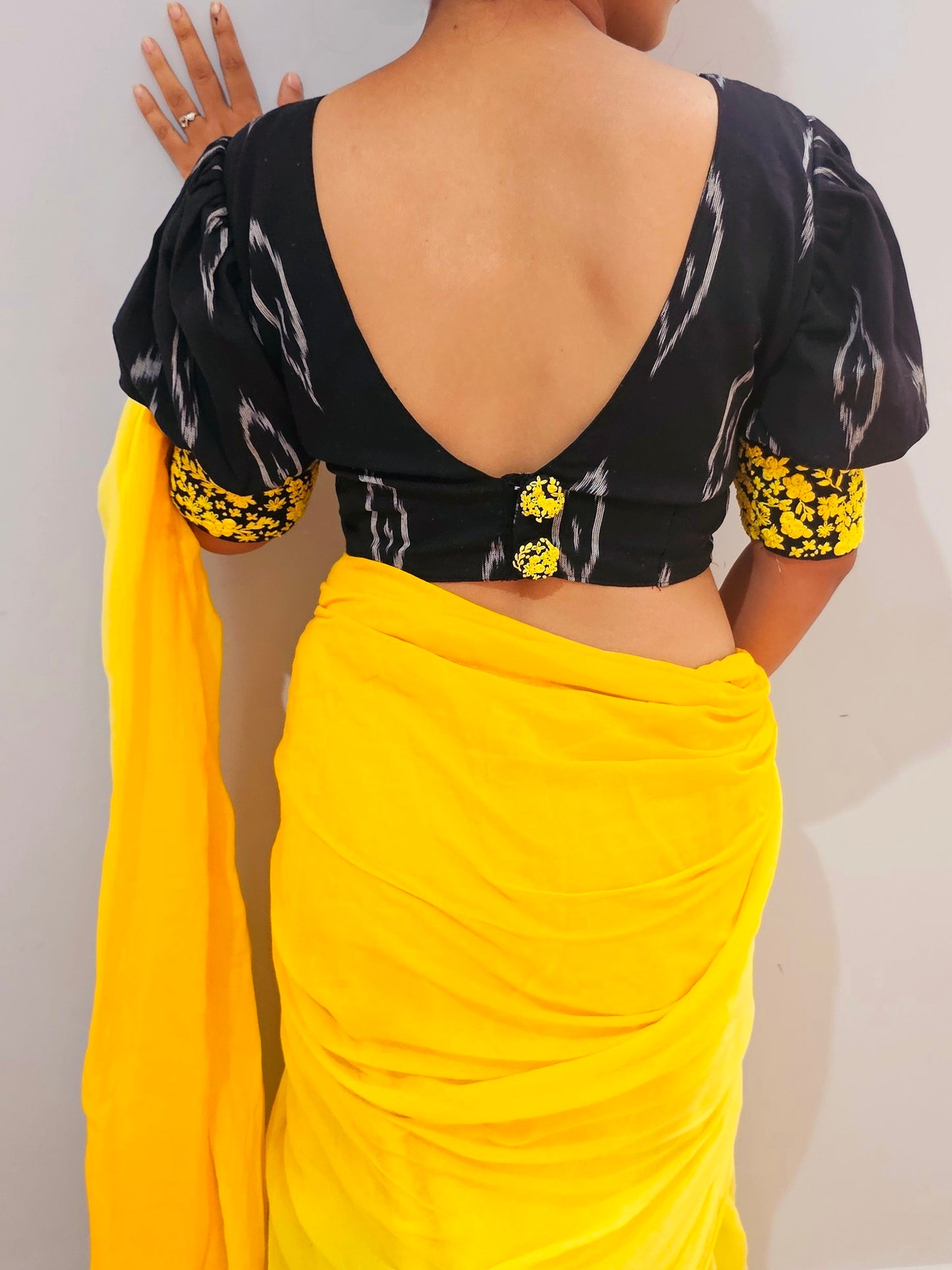 KANIKA BLOUSE