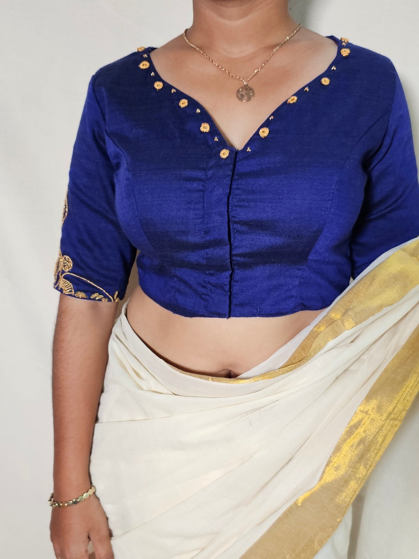 ARIKA BLOUSE