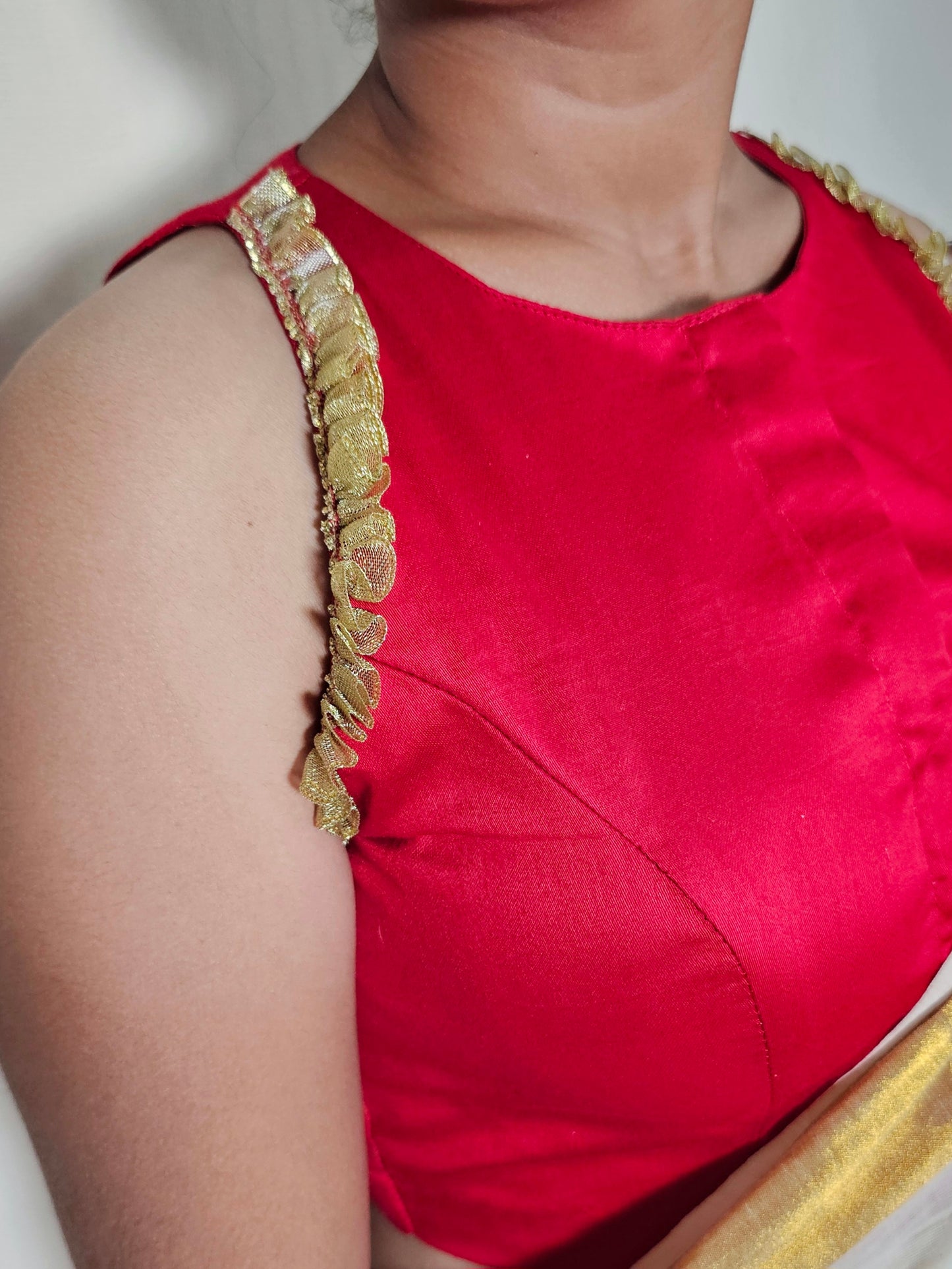 GLEAMING TREE BLOUSE - Red