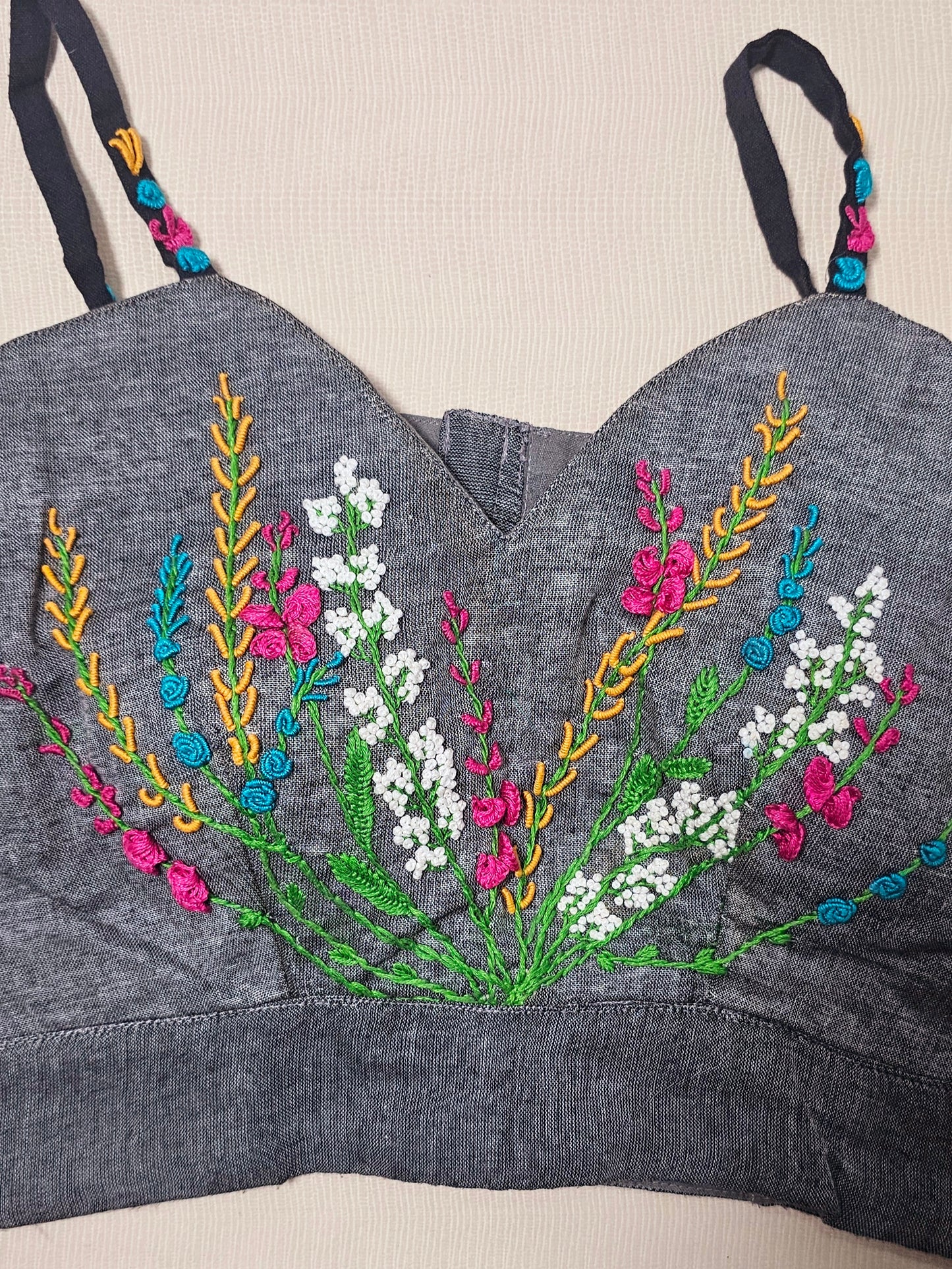 HULCHUL BLOUSE