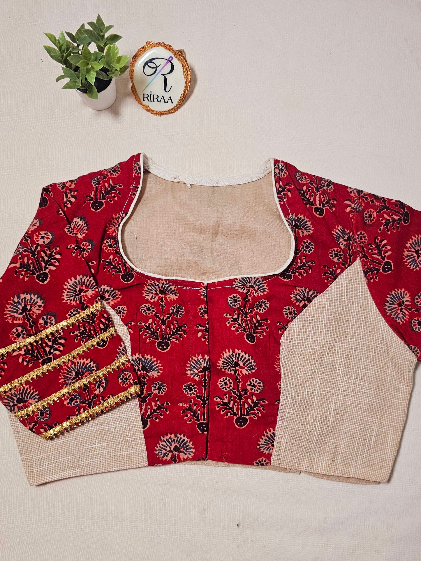 CLAY CHARM BLOUSE