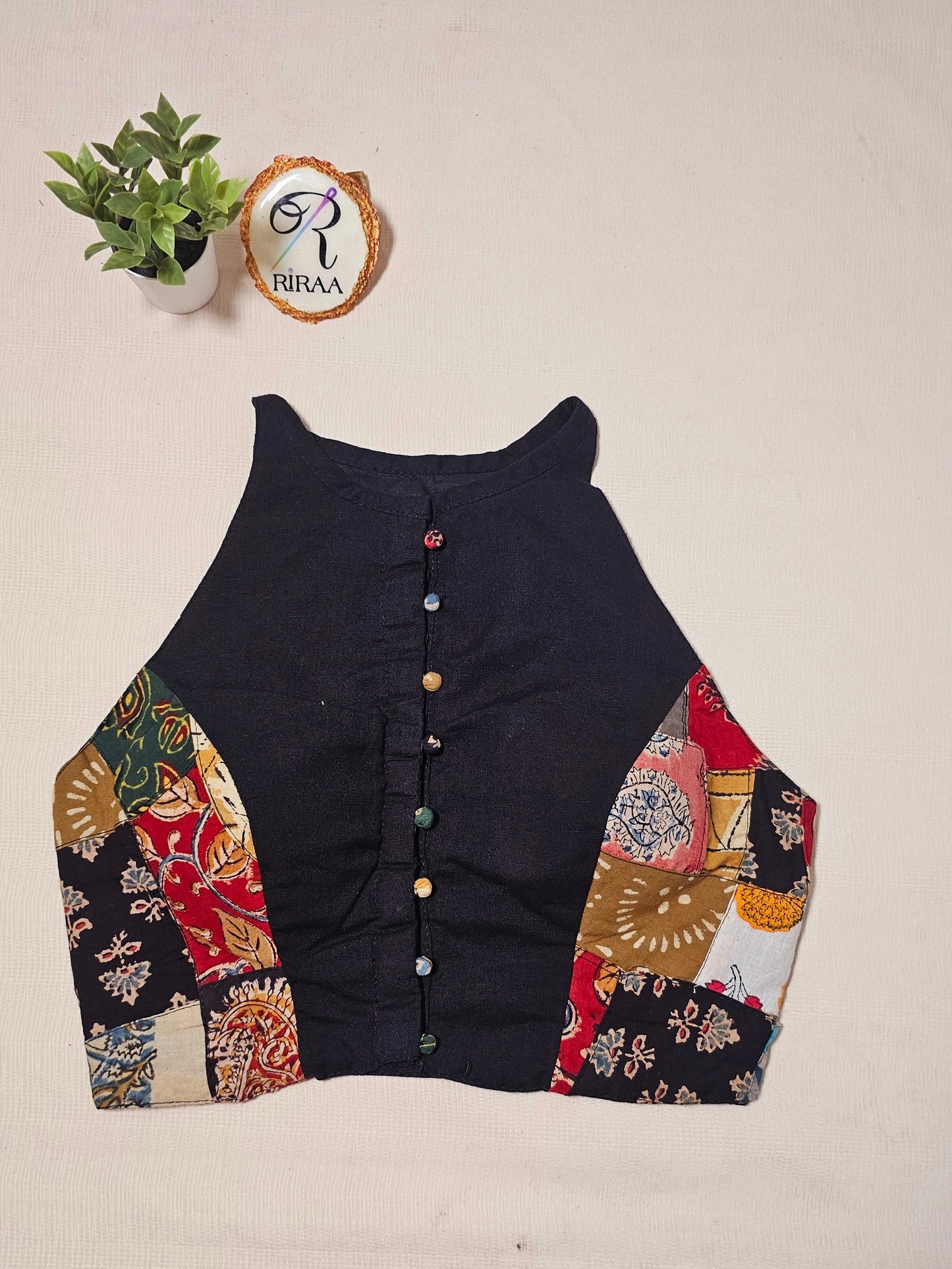 SAMRAJNI BLOUSE - Black