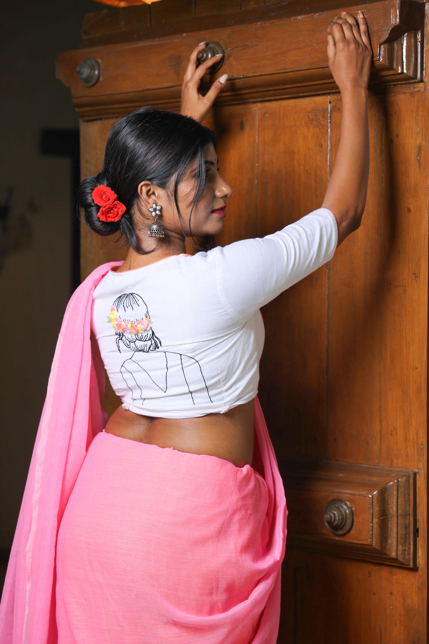 ROSETTE BLOUSE