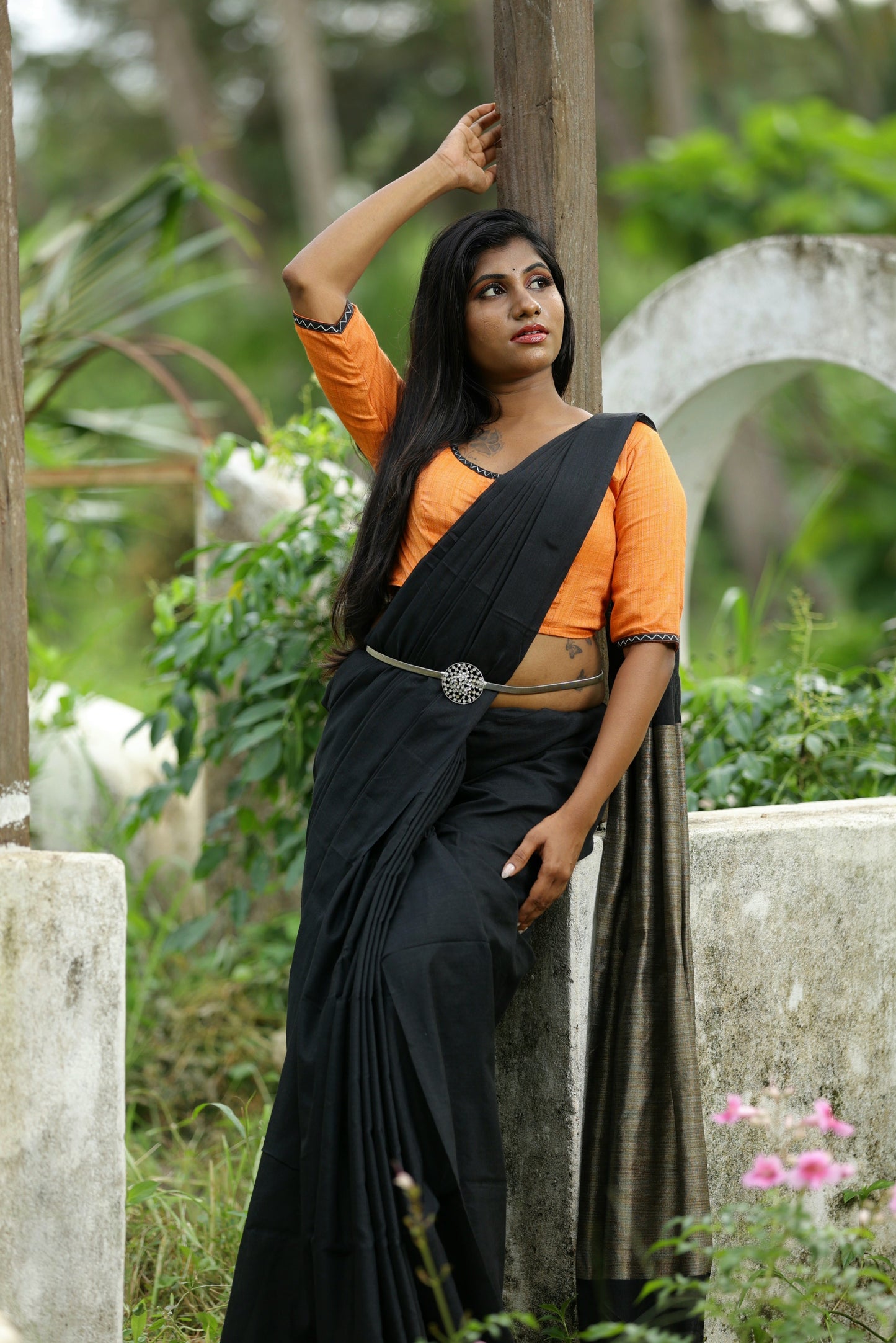 TRIBAL TINT BLOUSE