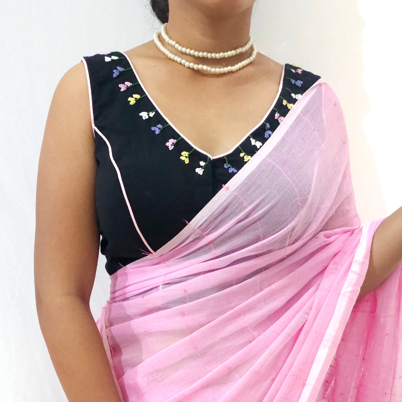 GULDASTA BLOUSE -Sleeveless
