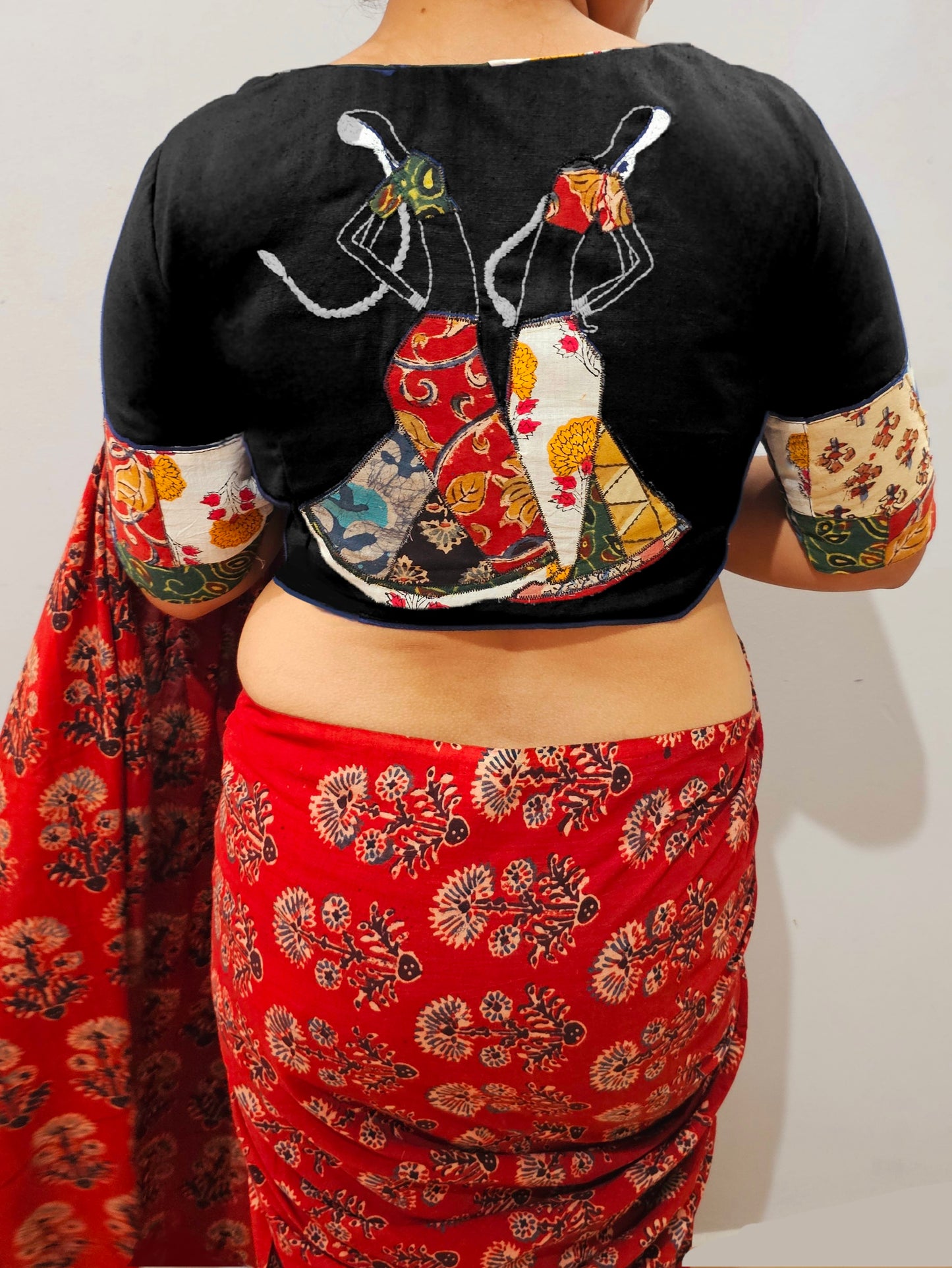 SAHELI BLOUSE - Black