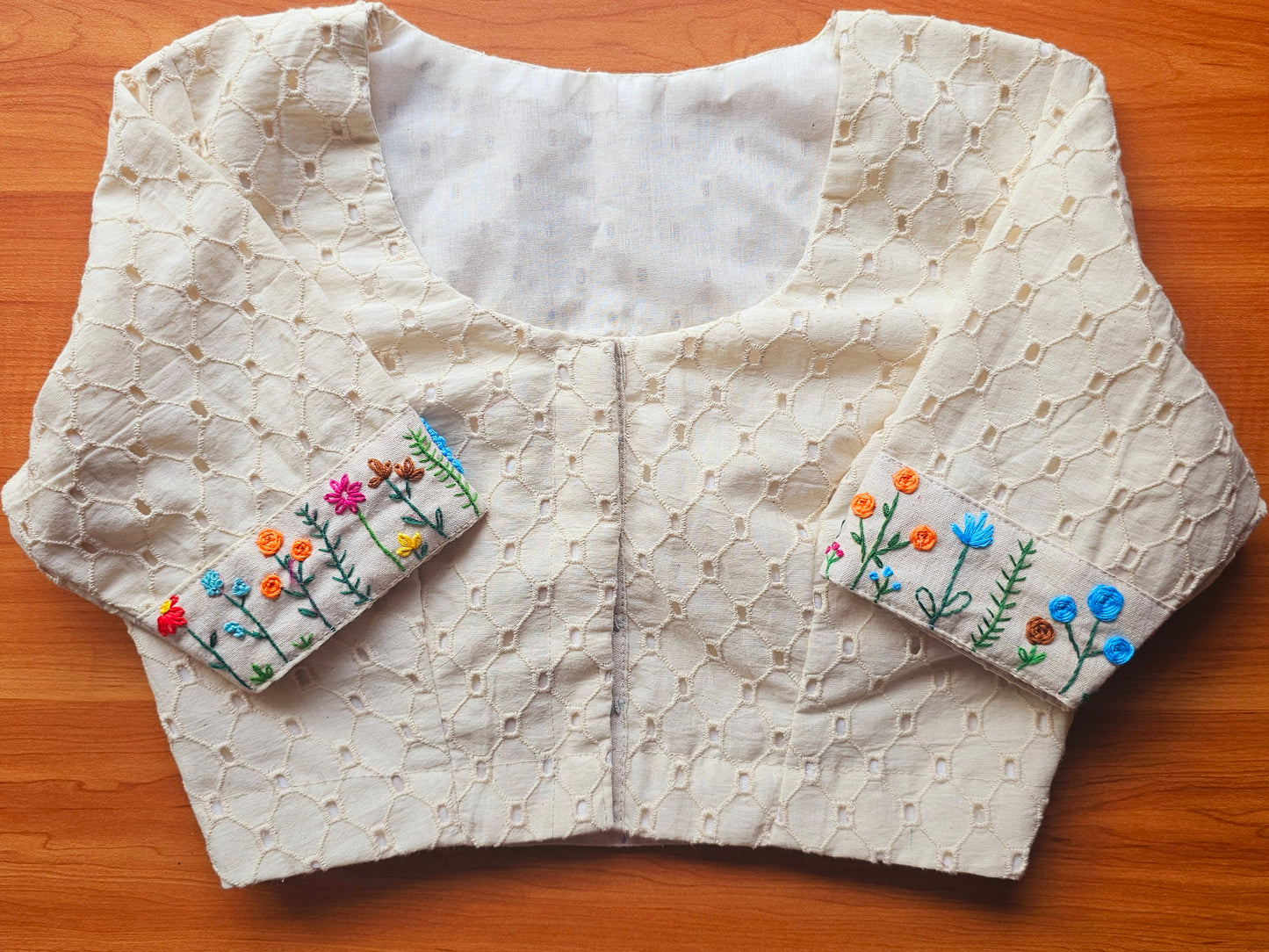 PUSHPRANG BLOUSE - Off-White