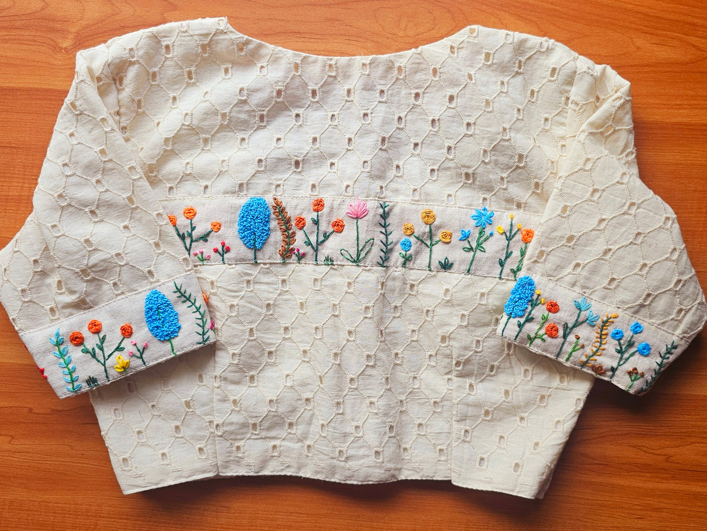 PUSHPRANG BLOUSE - Off-White