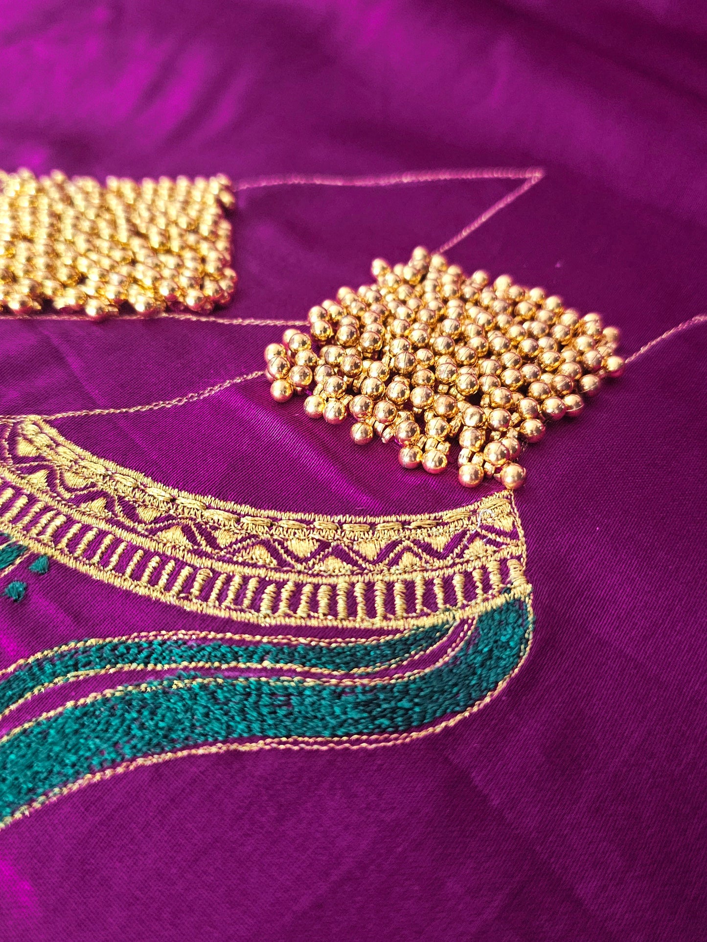 NRITYAPAYAL BLOUSE - Magenta-Green