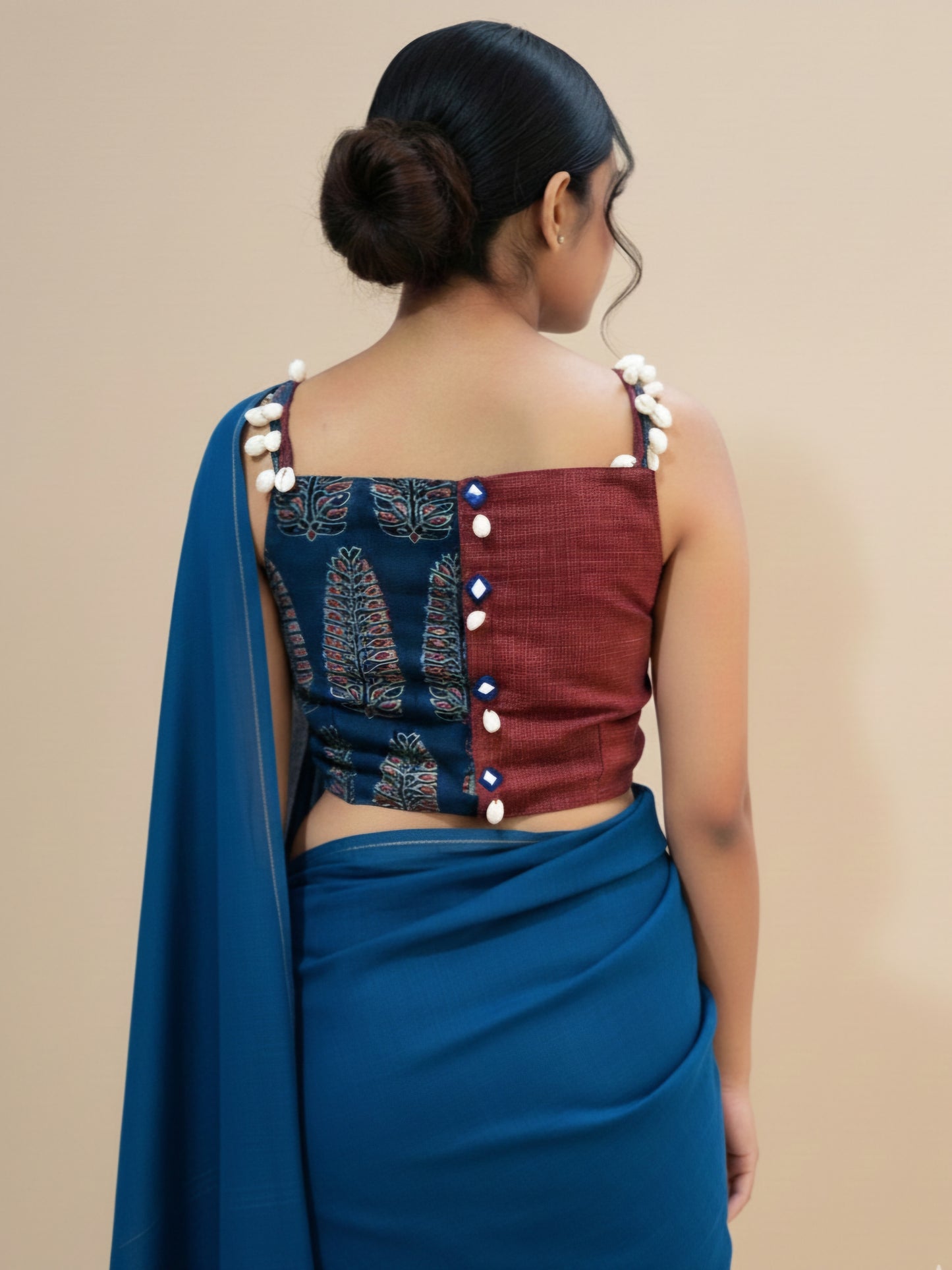 SHANKHNILA BLOUSE