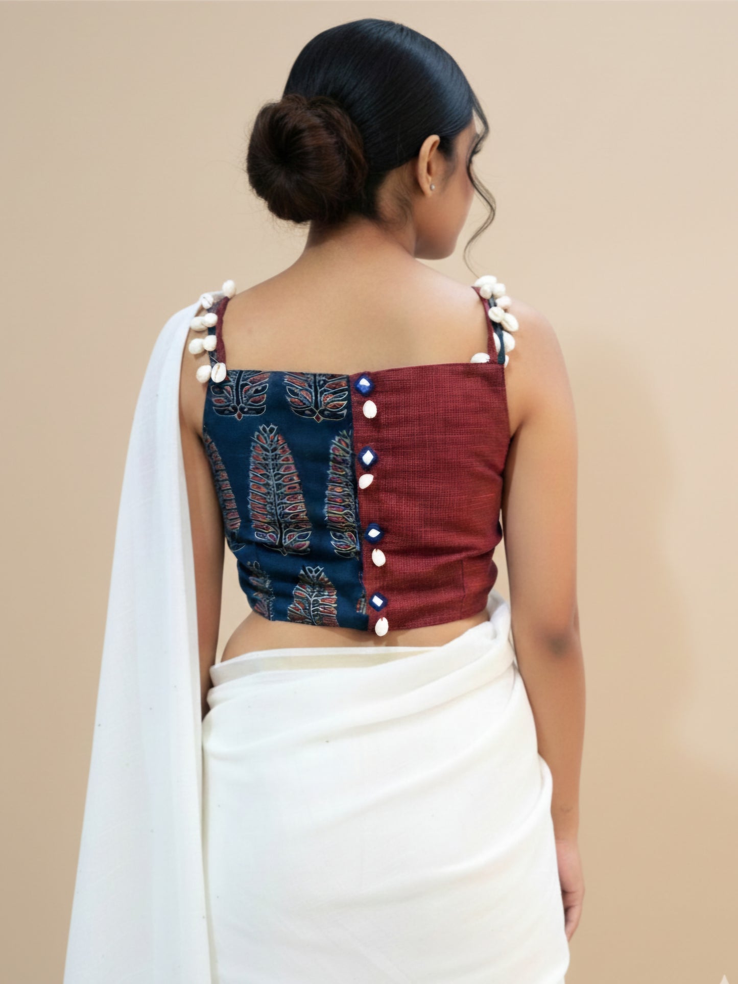 SHANKHNILA BLOUSE